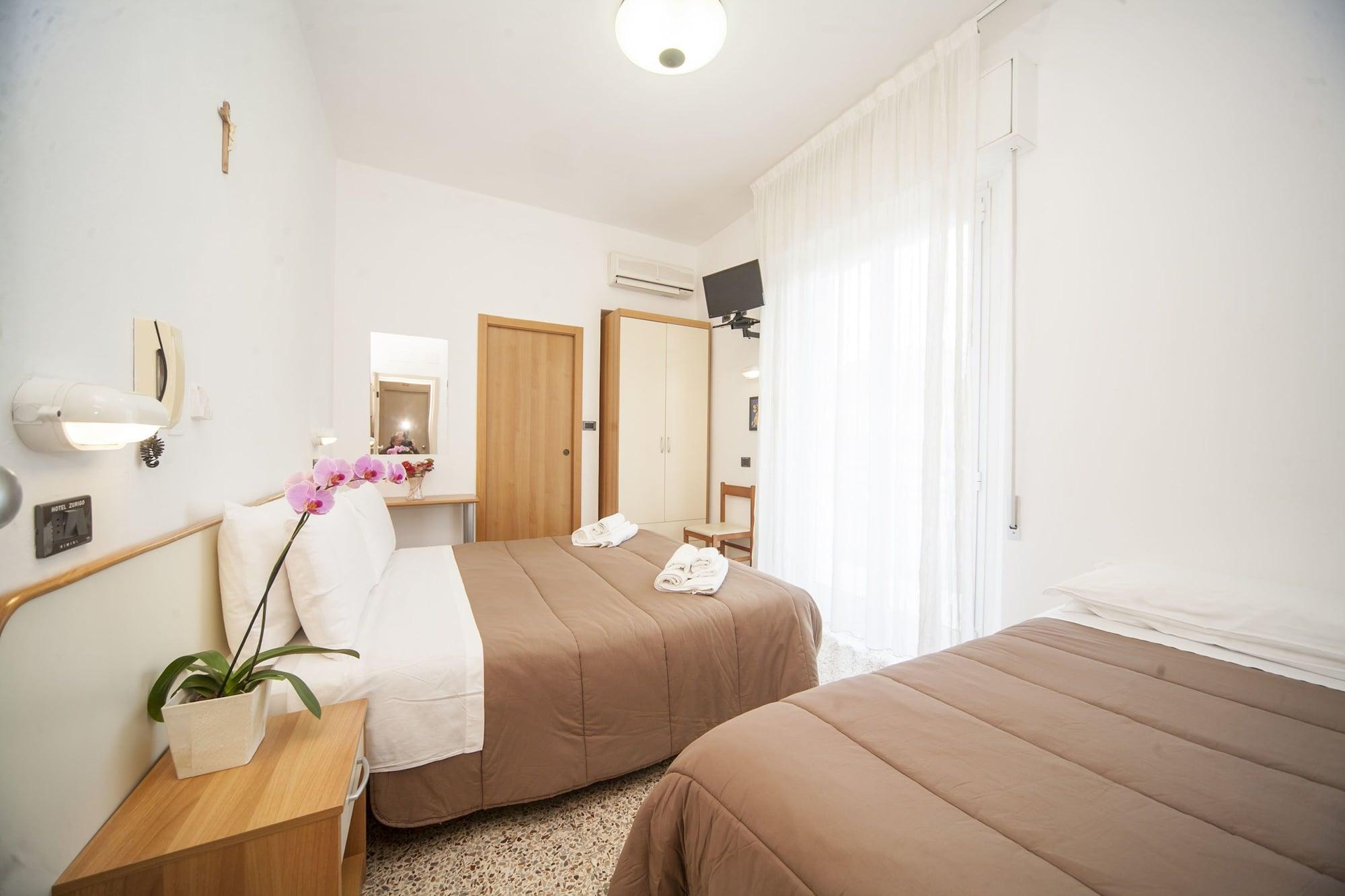 Hotel Zurigo Rimini Esterno foto