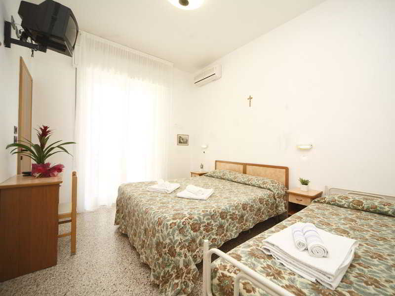 Hotel Zurigo Rimini Esterno foto