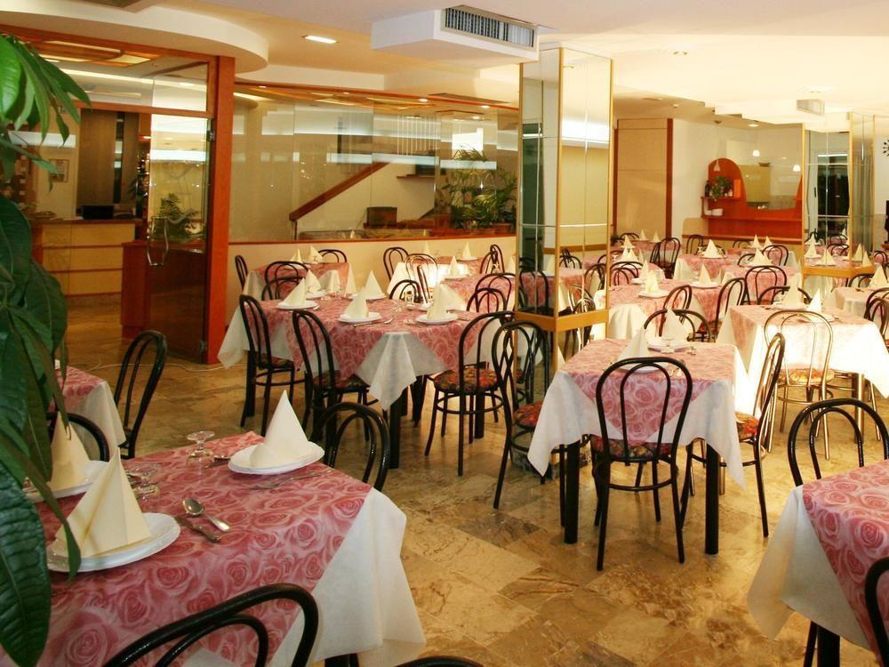 Hotel Zurigo Rimini Esterno foto