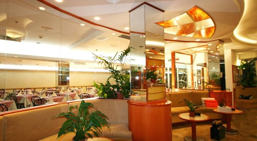 Hotel Zurigo Rimini Esterno foto